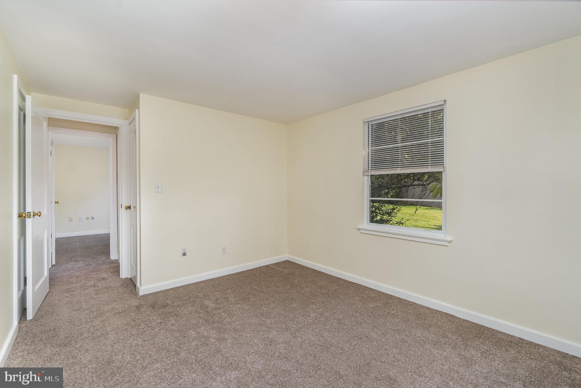 915 Colonial Road Harrisburg, PA 17112 - Photo 19 of 30 Primary Bedroom