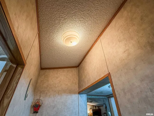 $85,000 | 325 East Webster Street, Herrin, IL 62948