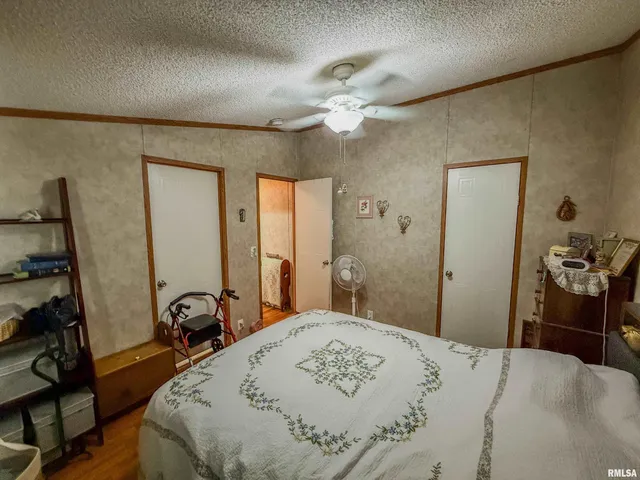 $85,000 | 325 East Webster Street, Herrin, IL 62948