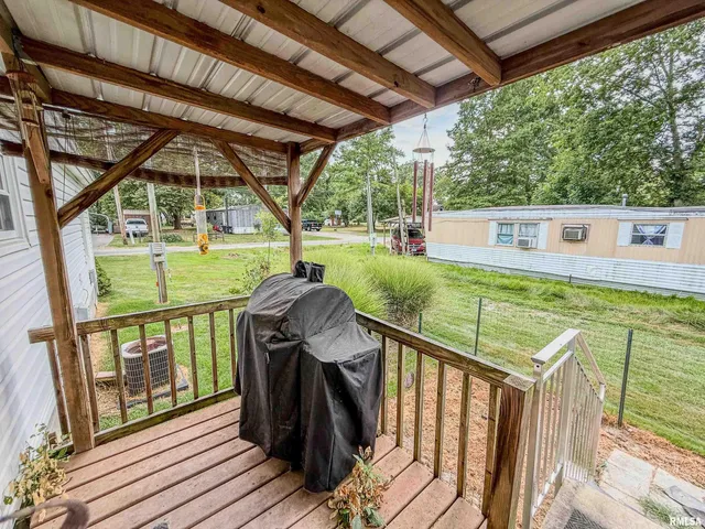 $85,000 | 325 East Webster Street, Herrin, IL 62948