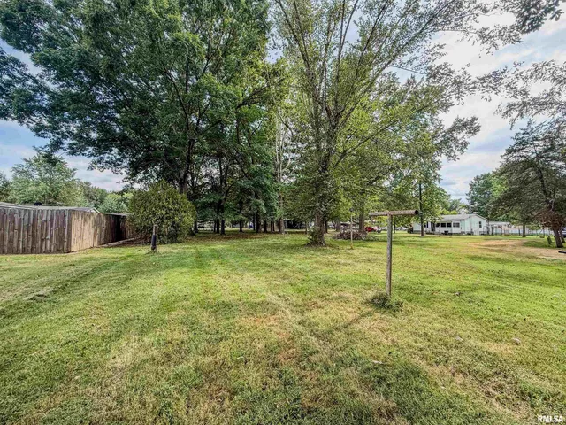 $85,000 | 325 East Webster Street, Herrin, IL 62948