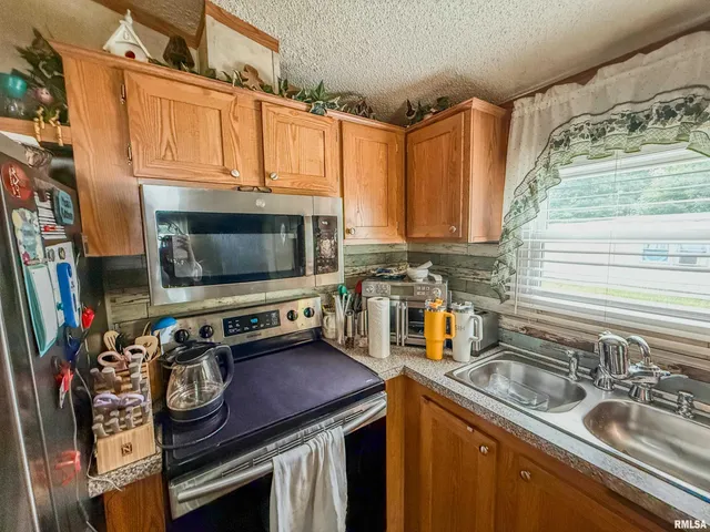 $85,000 | 325 East Webster Street, Herrin, IL 62948