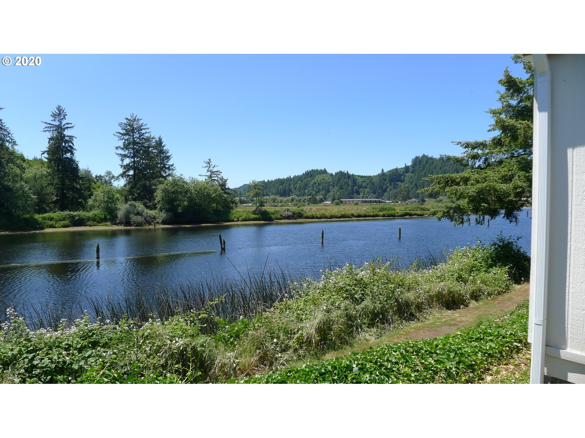 100 River Bend Road, Unit SP#25 Reedsport, OR 97467 - Photo 14 of 32