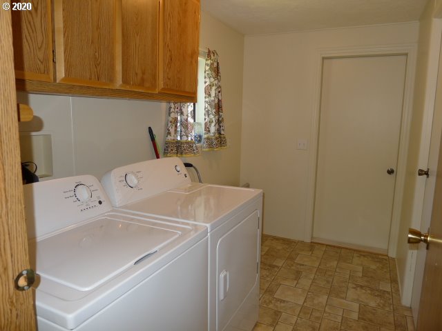100 River Bend Road, Unit SP#25 Reedsport, OR 97467 - Photo 24 of 32