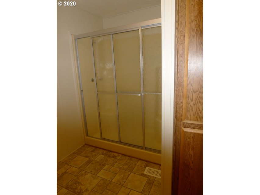 100 River Bend Road, Unit SP#25 Reedsport, OR 97467 - Photo 26 of 32