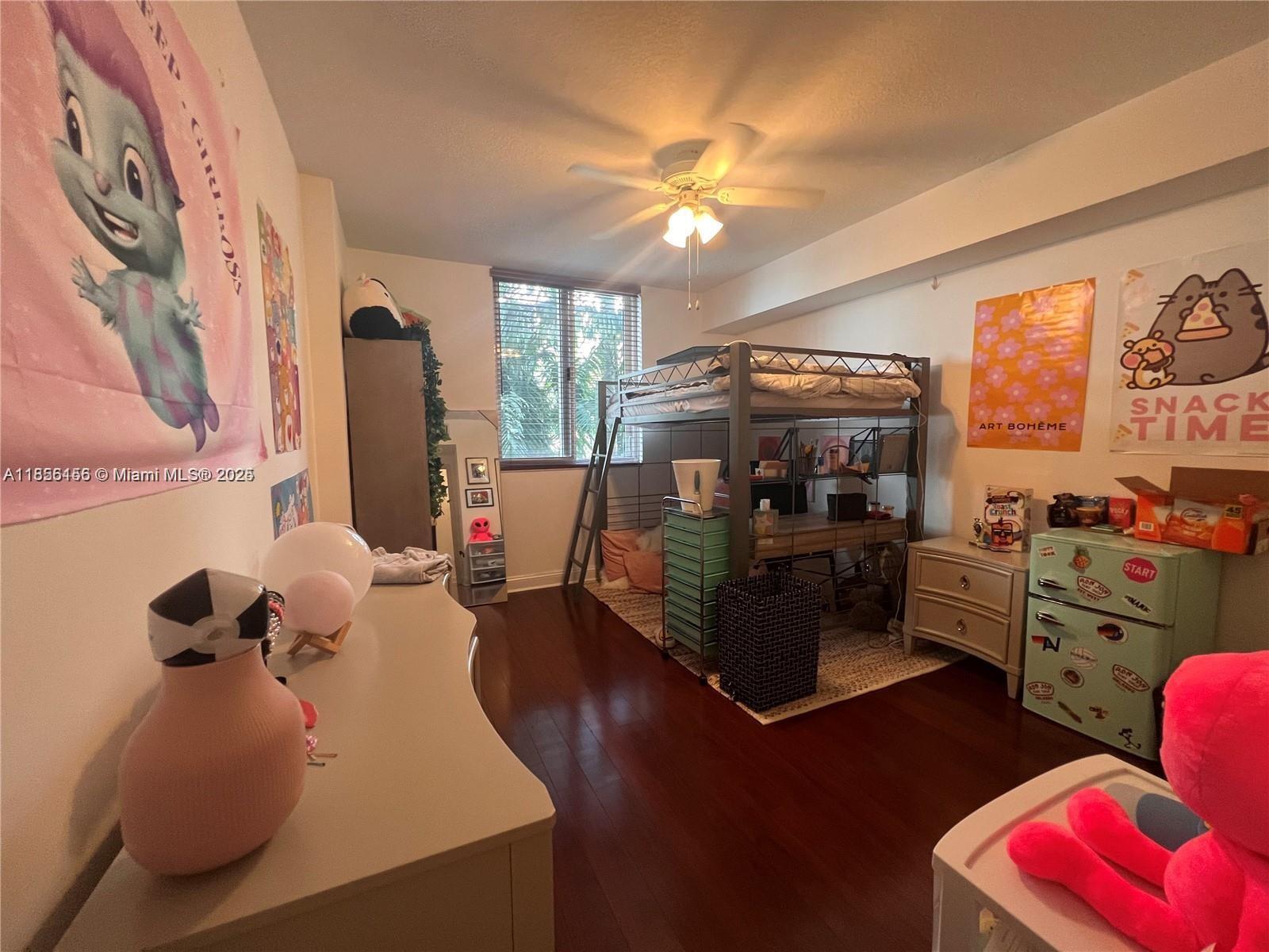 510 Northwest 84th Avenue, Unit 324 Plantation, FL 33324 - Photo 13 of 25 a living room with furniture and a chandelier