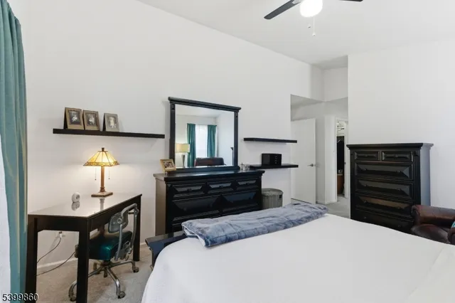 $365,000 | 14 Willow Circle, Hamburg, NJ 07419