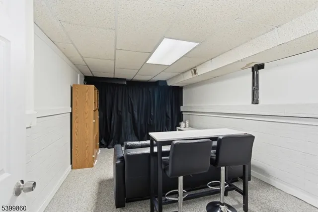 $365,000 | 14 Willow Circle, Hamburg, NJ 07419