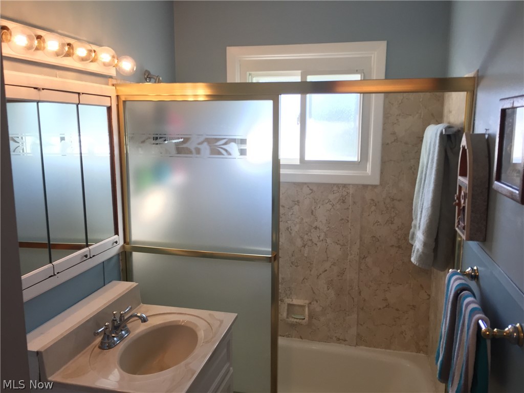 19305 Homeway Road Cleveland, OH 44135 - Photo 9 of 15 Gallery Image 9