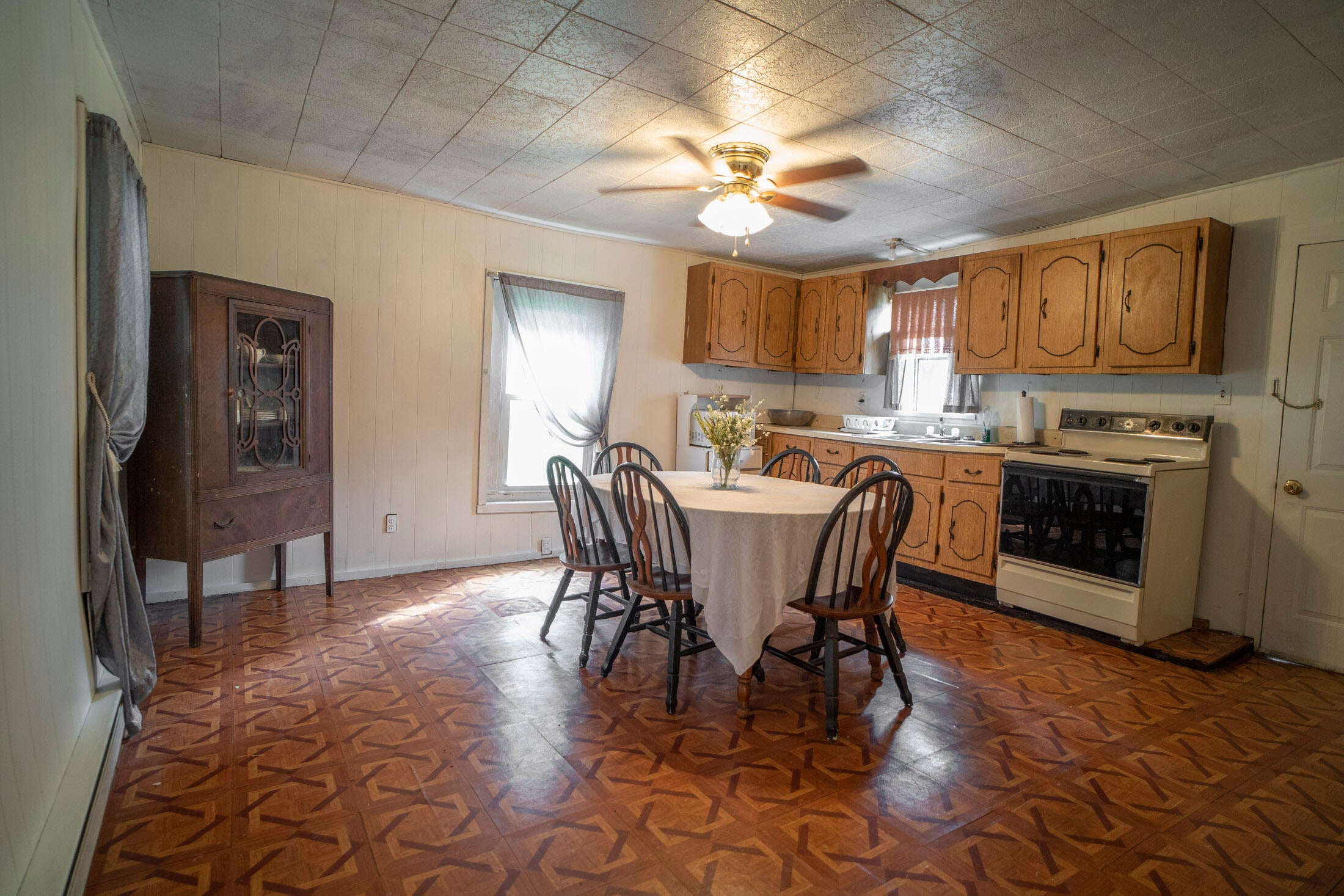 1050 Morgan Hollow Road Ronceverte, WV 24970 - Photo 17 of 30 Gallery Image 17