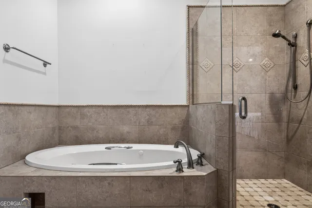 $1,100,000 | 140 Silver Birch Lane Northeast, Milledgeville, GA 31061