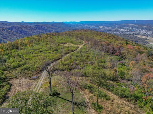 $400,000 | 1800 Longview Drive, Lewistown, PA 17044