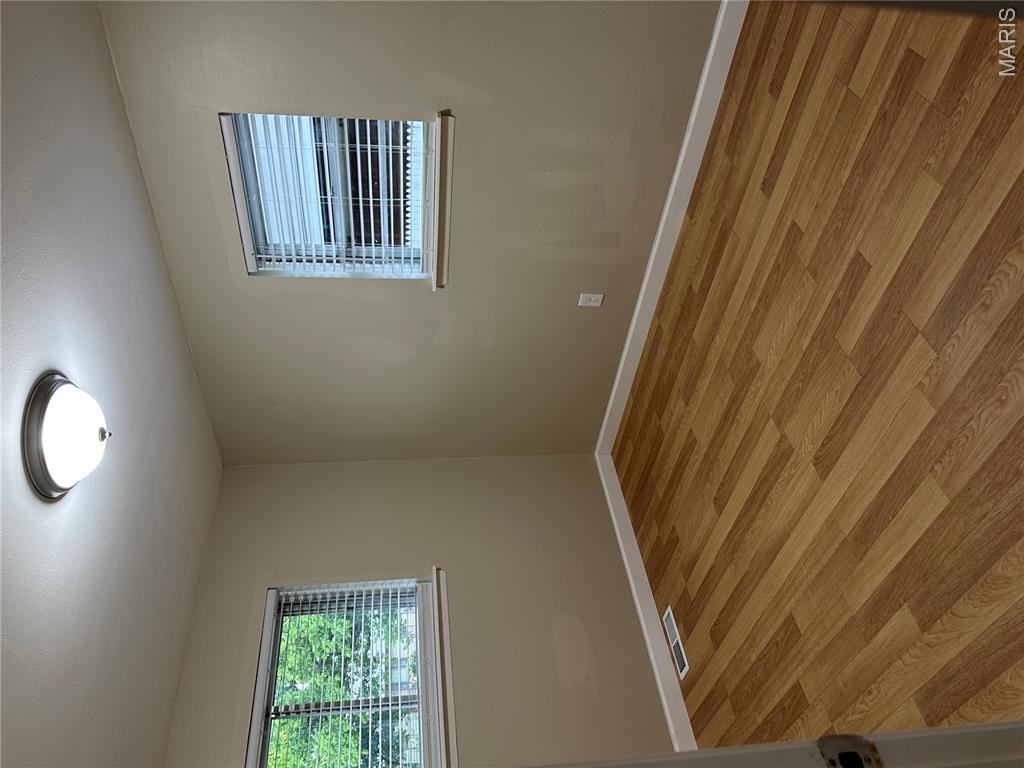 7230 Howdershell Road Hazelwood, MO 63042 - Photo 15 of 29