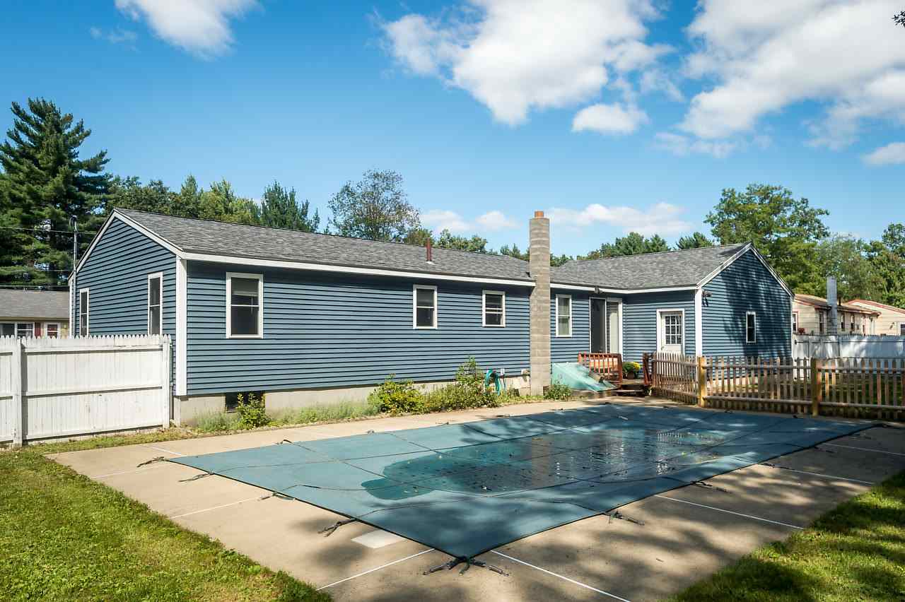 5 Hope Drive Rochester, NH 03868 - Photo 3 of 32