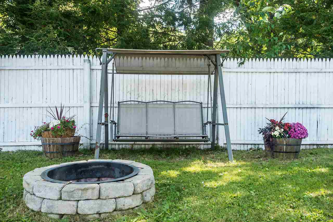 5 Hope Drive Rochester, NH 03868 - Photo 5 of 32