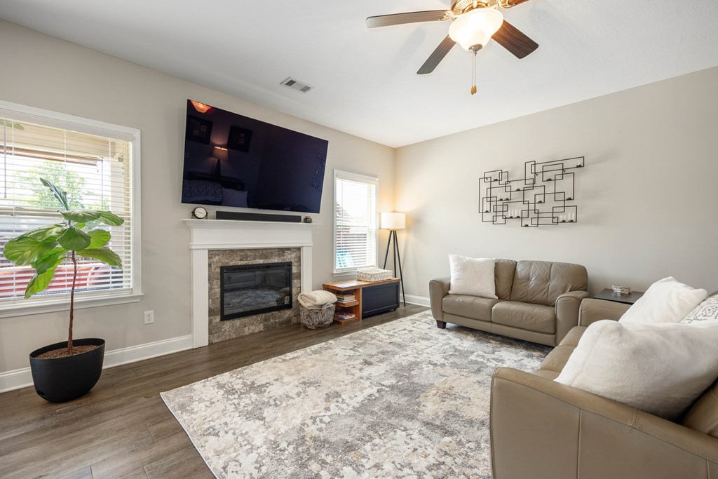 6906 Nuthatch Court Columbus, GA 31909 - Photo 5 of 33 Family Room