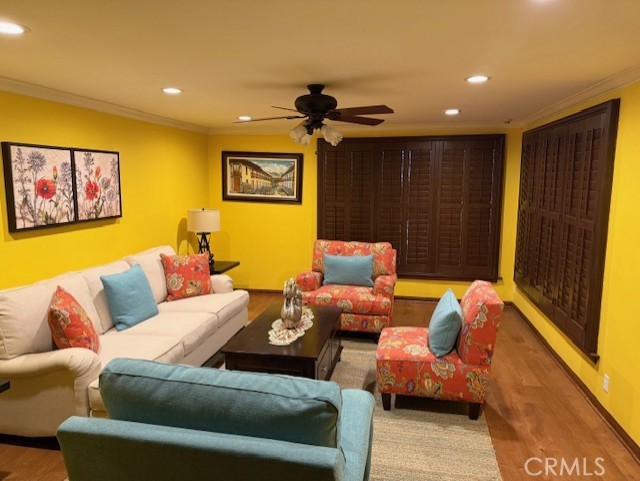 8560 Cherokee Drive Downey, CA 90241 - Photo 13 of 40 a living room with furniture and a window