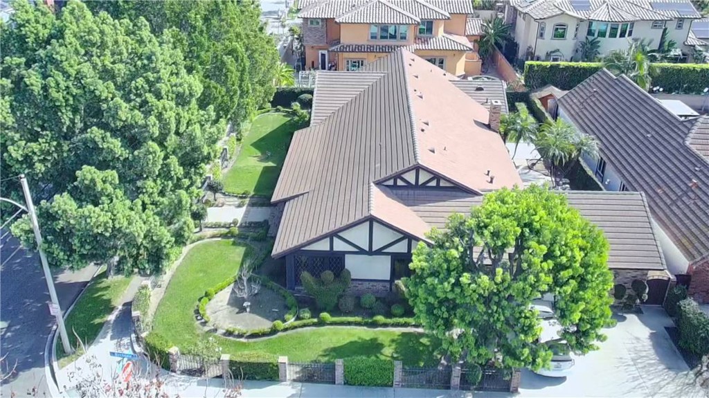 8560 Cherokee Drive Downey, CA 90241 - Photo 7 of 40