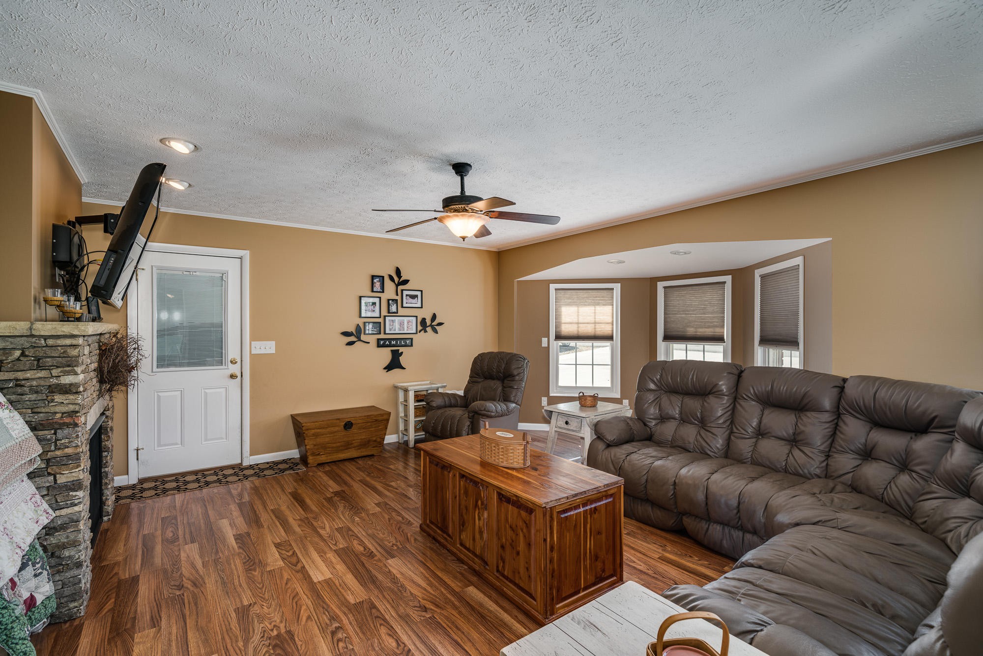 1113 Old Mail Road Crossville, TN 38555 - Photo 12 of 30 Gallery Image 12