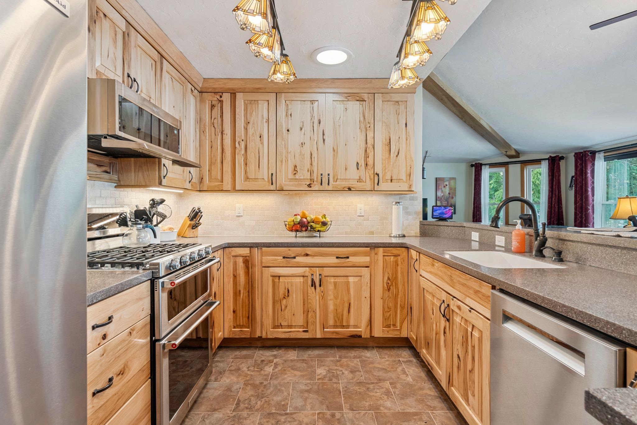 128 West Shore Drive Andover, NH 03216 - Photo 11 of 57