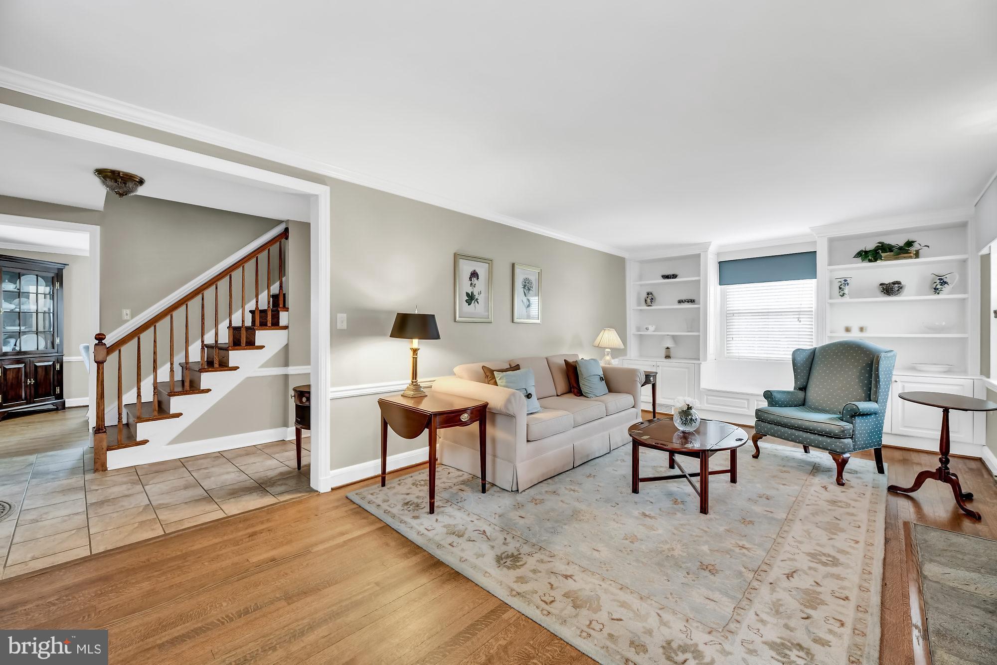 313 Alabama Road Baltimore, MD 21204 - Photo 3 of 29 Beautiful custom built-ins in living room