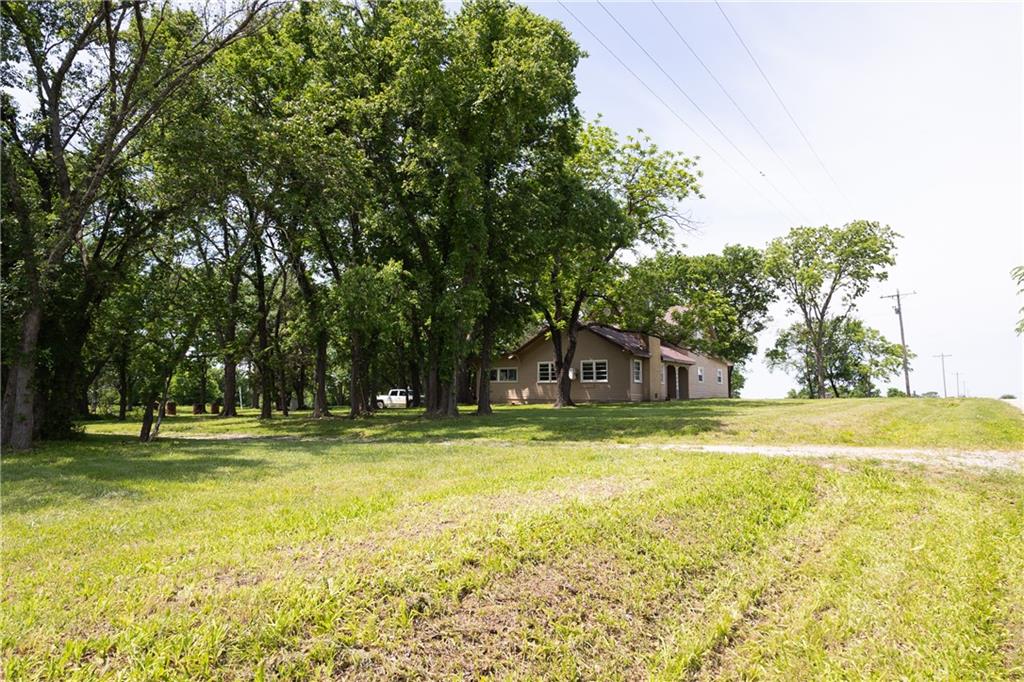2039 26000 Road Parsons, KS 67357 - Photo 39 of 47