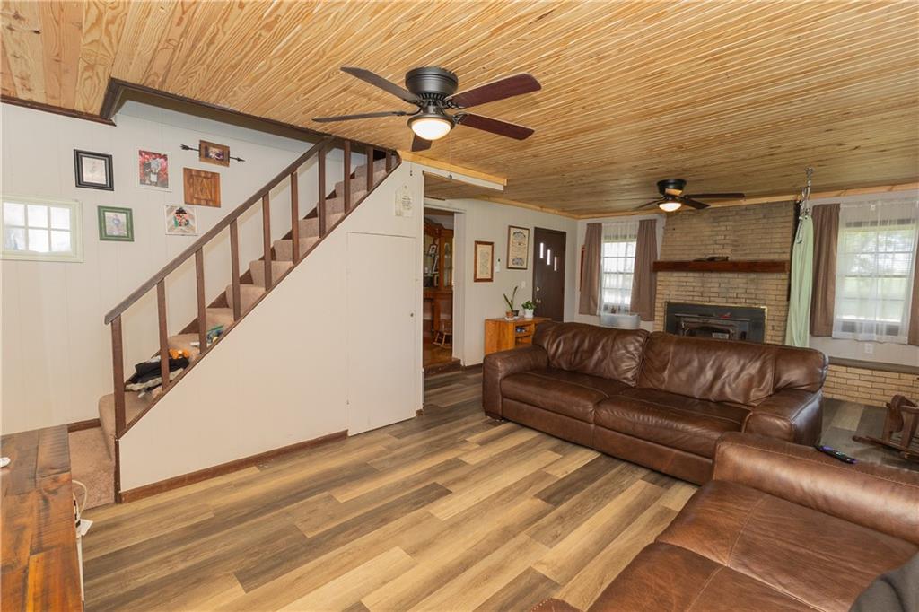 2039 26000 Road Parsons, KS 67357 - Photo 4 of 47