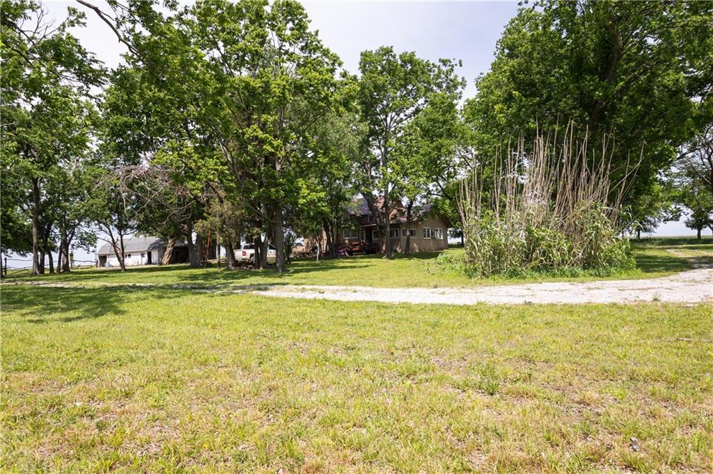 2039 26000 Road Parsons, KS 67357 - Photo 43 of 47