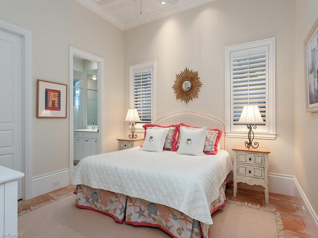 2170 Miramonte Way Naples, FL 34105 - Photo 14 of 33