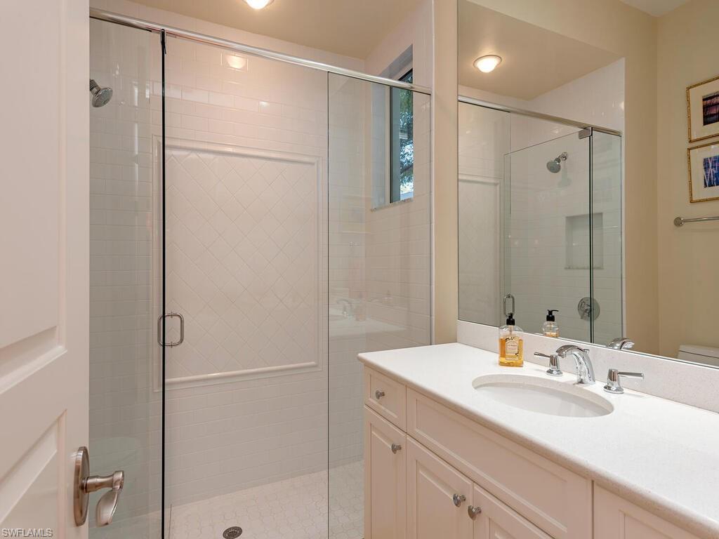 2170 Miramonte Way Naples, FL 34105 - Photo 15 of 33