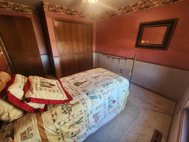 $419,000 | 530 Valencia Drive, Delavan, WI 53115