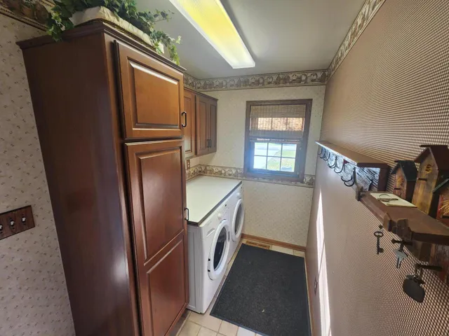 $419,000 | 530 Valencia Drive, Delavan, WI 53115