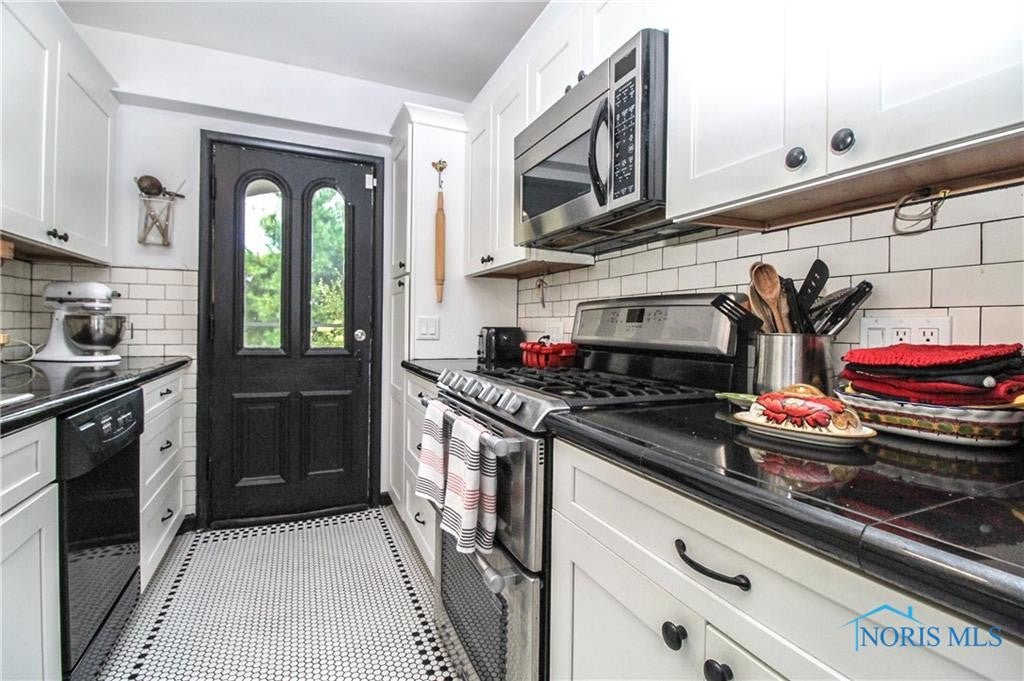 3175 River Road Toledo, OH 43614 - Photo 14 of 44 Gallery Image 14