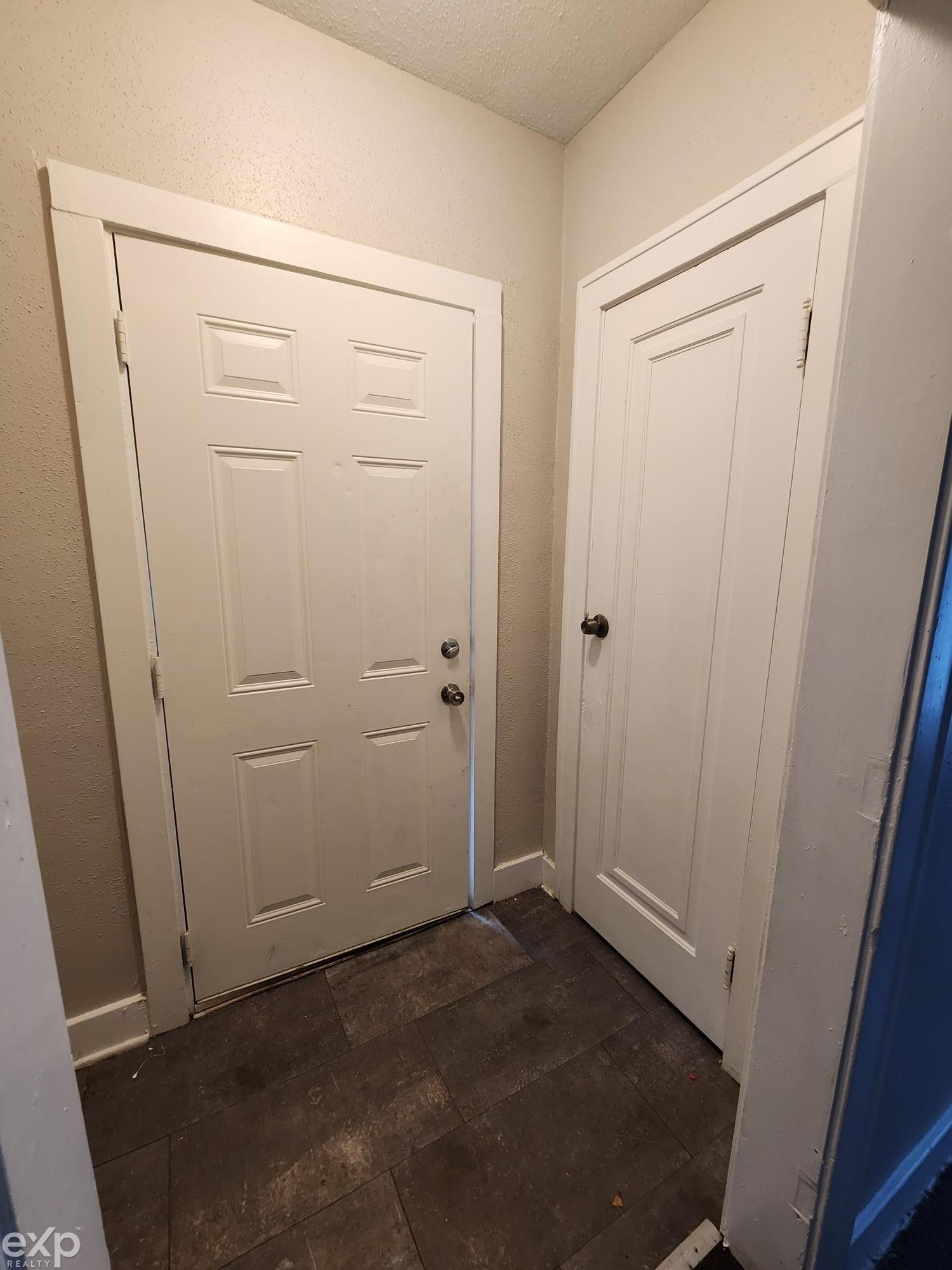 14512 Ashton Road Detroit, MI 48223 - Photo 8 of 21 50115579-7.JPG