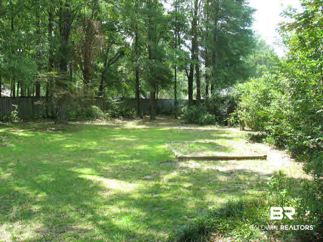 106 Hemphill Circle Daphne, AL 36526 - Photo 23 of 23 Back yard