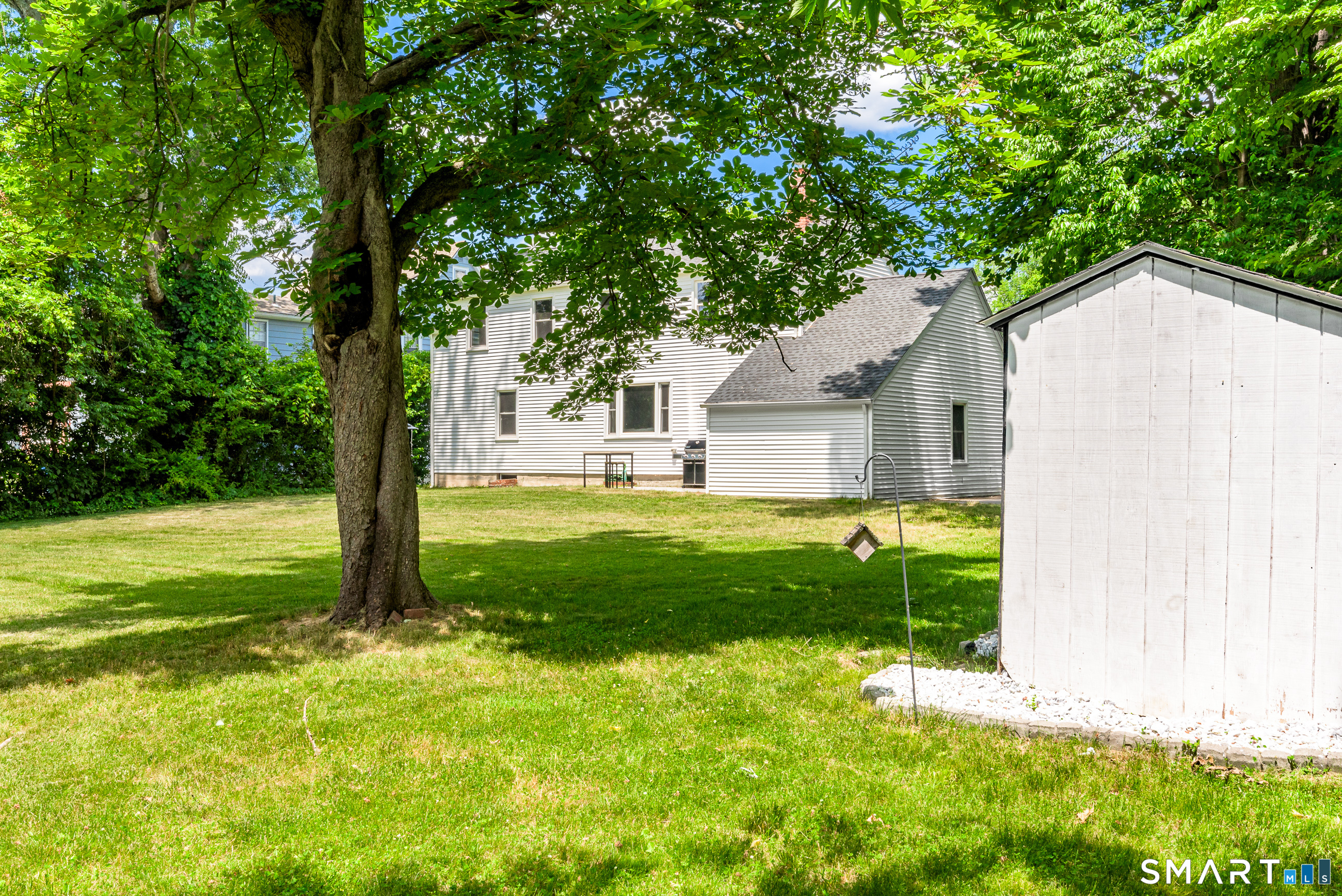 23 Ludlow Road Windsor, CT 06095 - Photo 32 of 37
