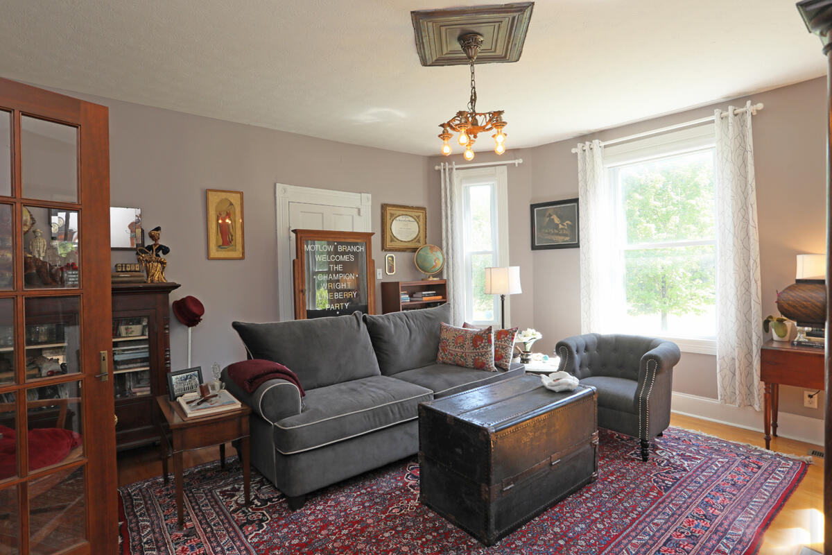 4467 Blythes Ferry Road Dayton, TN 37321 - Photo 16 of 56 Parlor