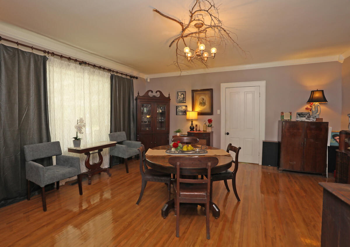 4467 Blythes Ferry Road Dayton, TN 37321 - Photo 19 of 56 Massive dining room