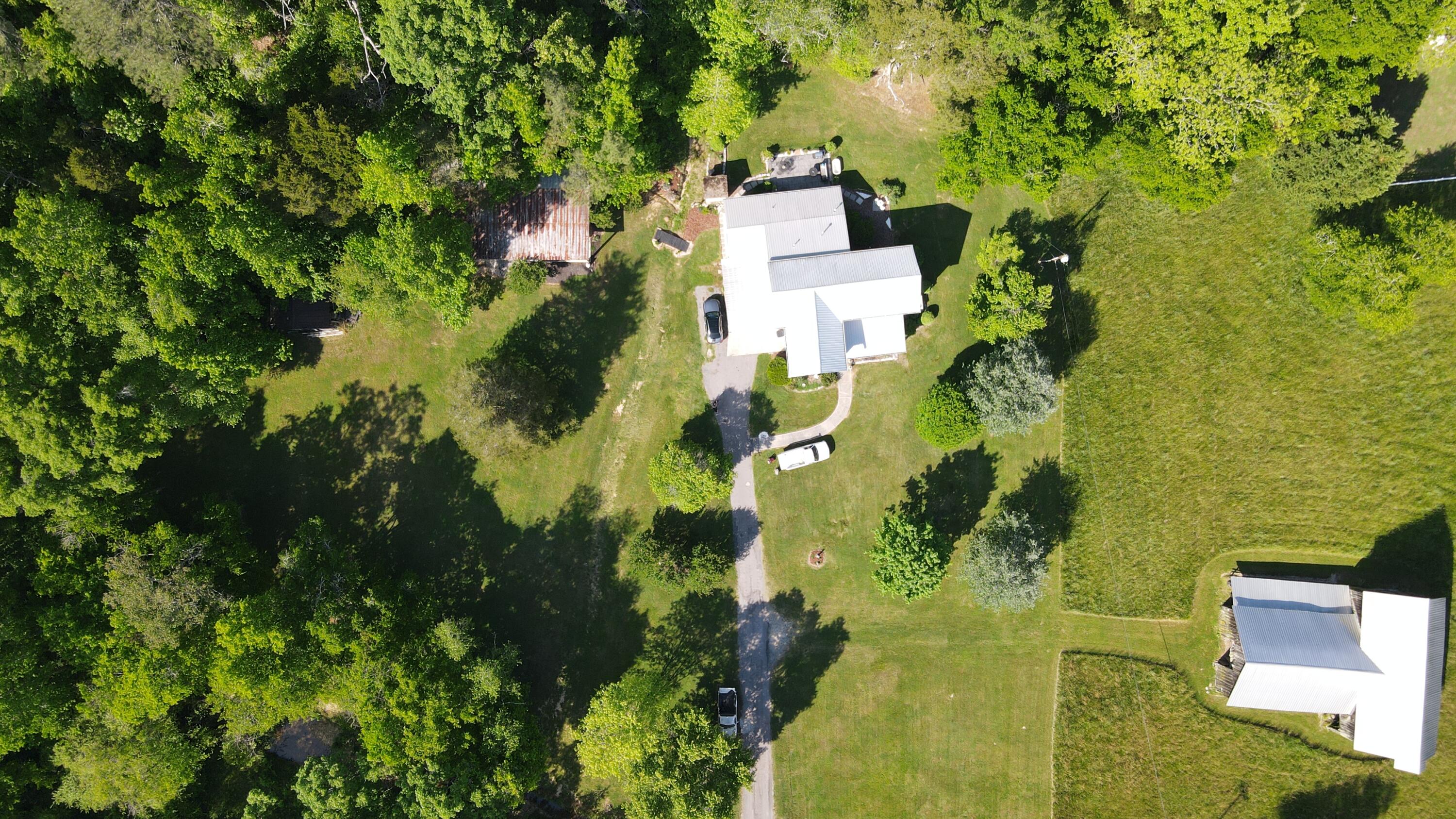 4467 Blythes Ferry Road Dayton, TN 37321 - Photo 4 of 56 House, barn and workshop
