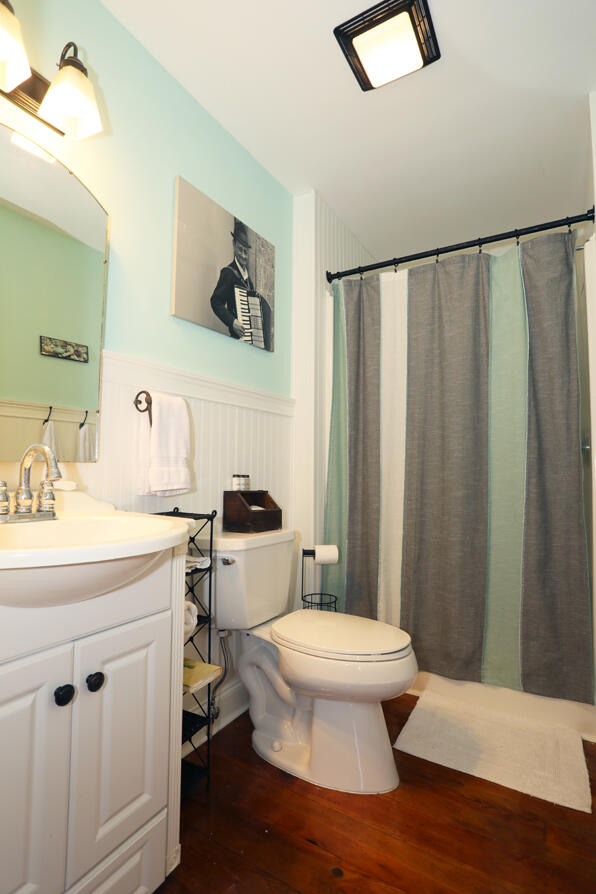4467 Blythes Ferry Road Dayton, TN 37321 - Photo 46 of 56 Adorable bath