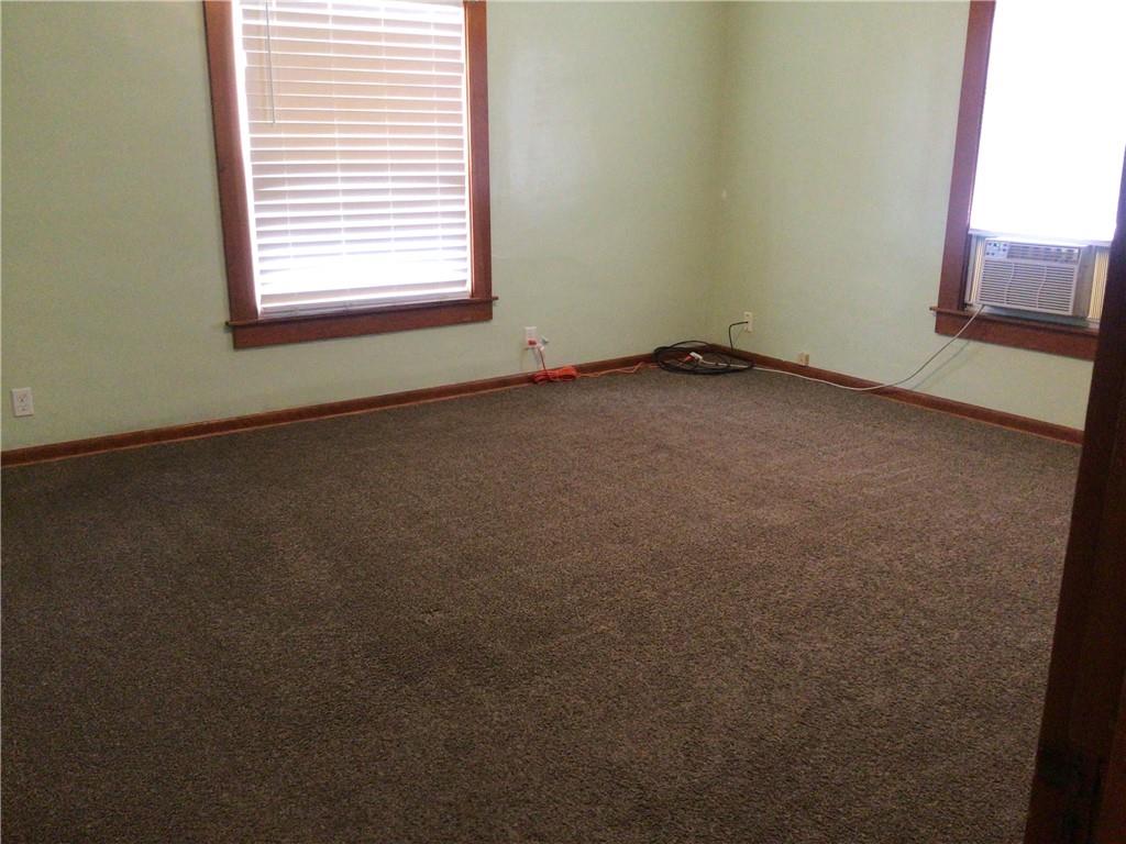 435 Wilson Street Sharon, PA 16146 - Photo 15 of 26