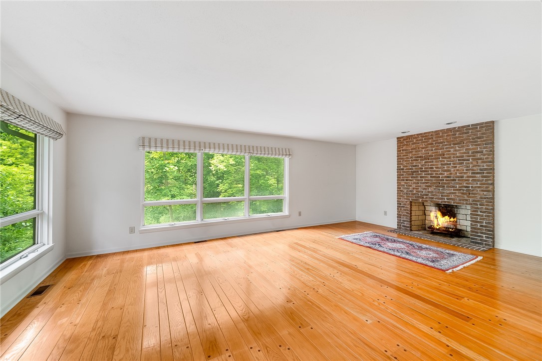 1 Hardwood Hill Road Perinton, NY 14534 - Photo 6 of 38