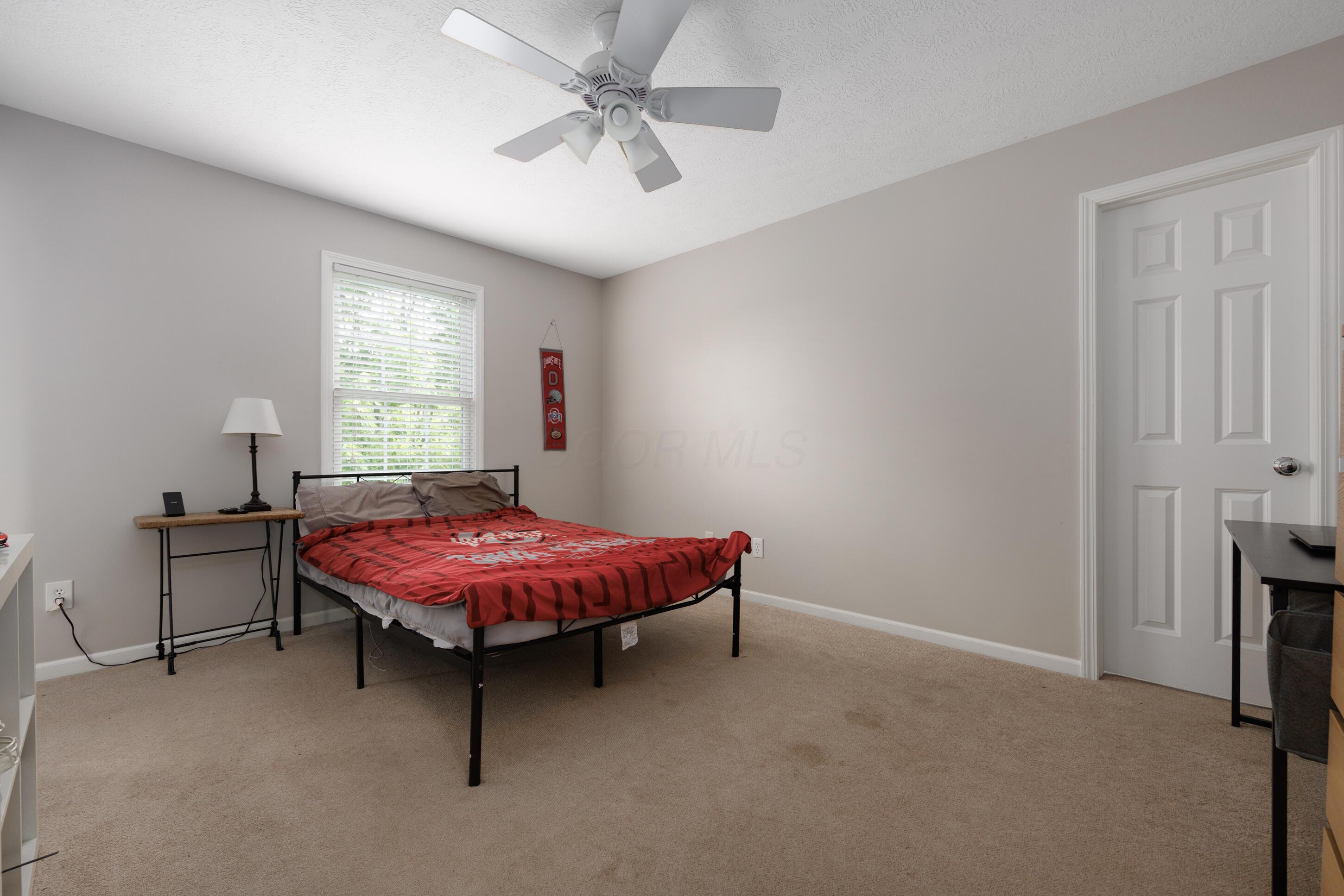 1220 Shagbark Road Columbus, OH 43230 - Photo 24 of 43