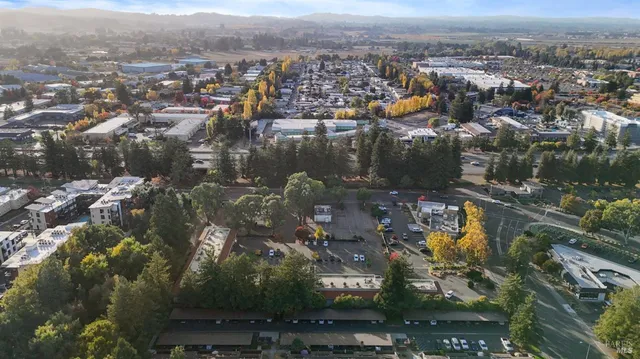 $349,000 | 6650 Commerce Boulevard, Unit 16, Rohnert Park, CA 94928