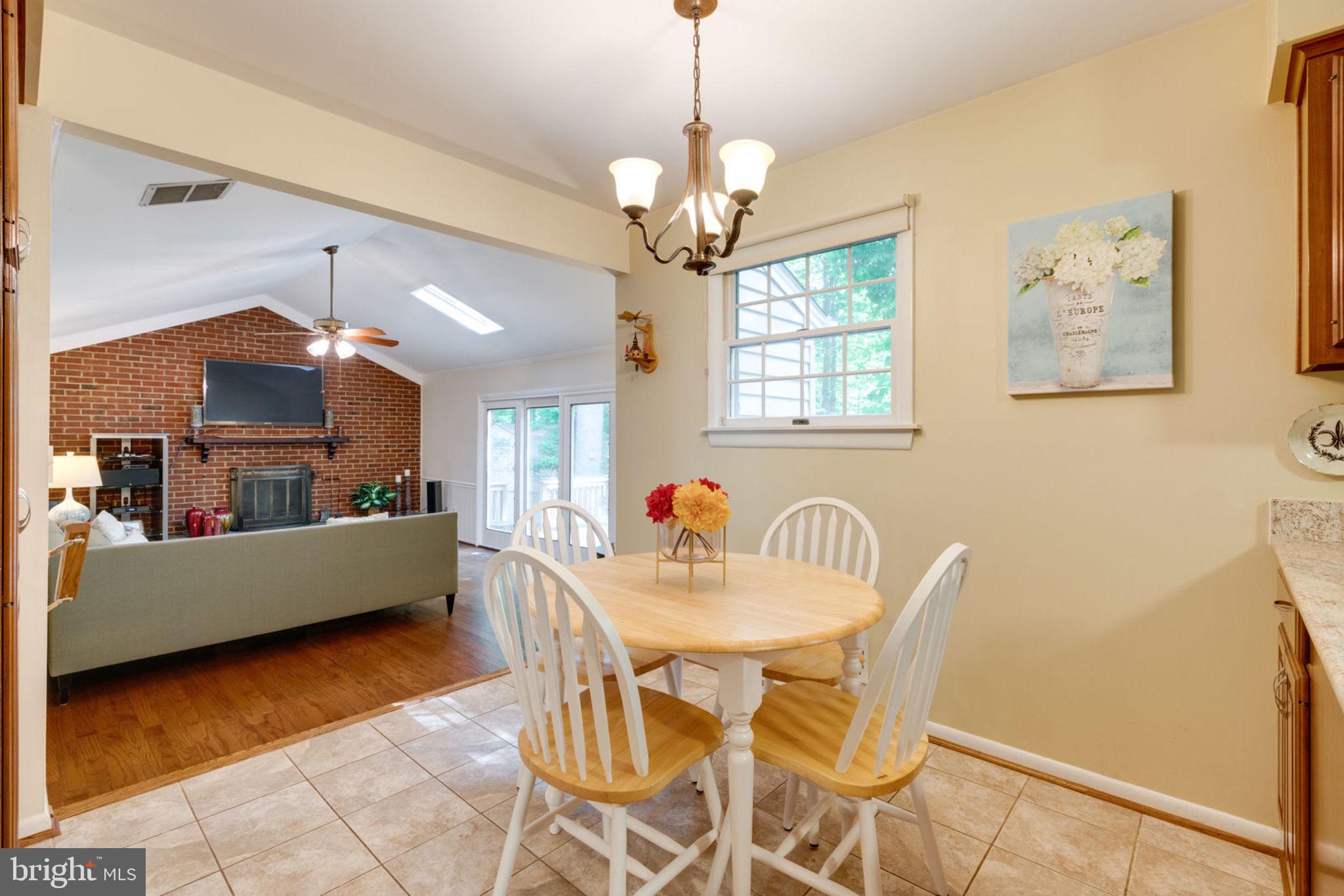 8504 Shadeway Place Springfield, VA 22153 - Photo 13 of 31 Breakfast Nook