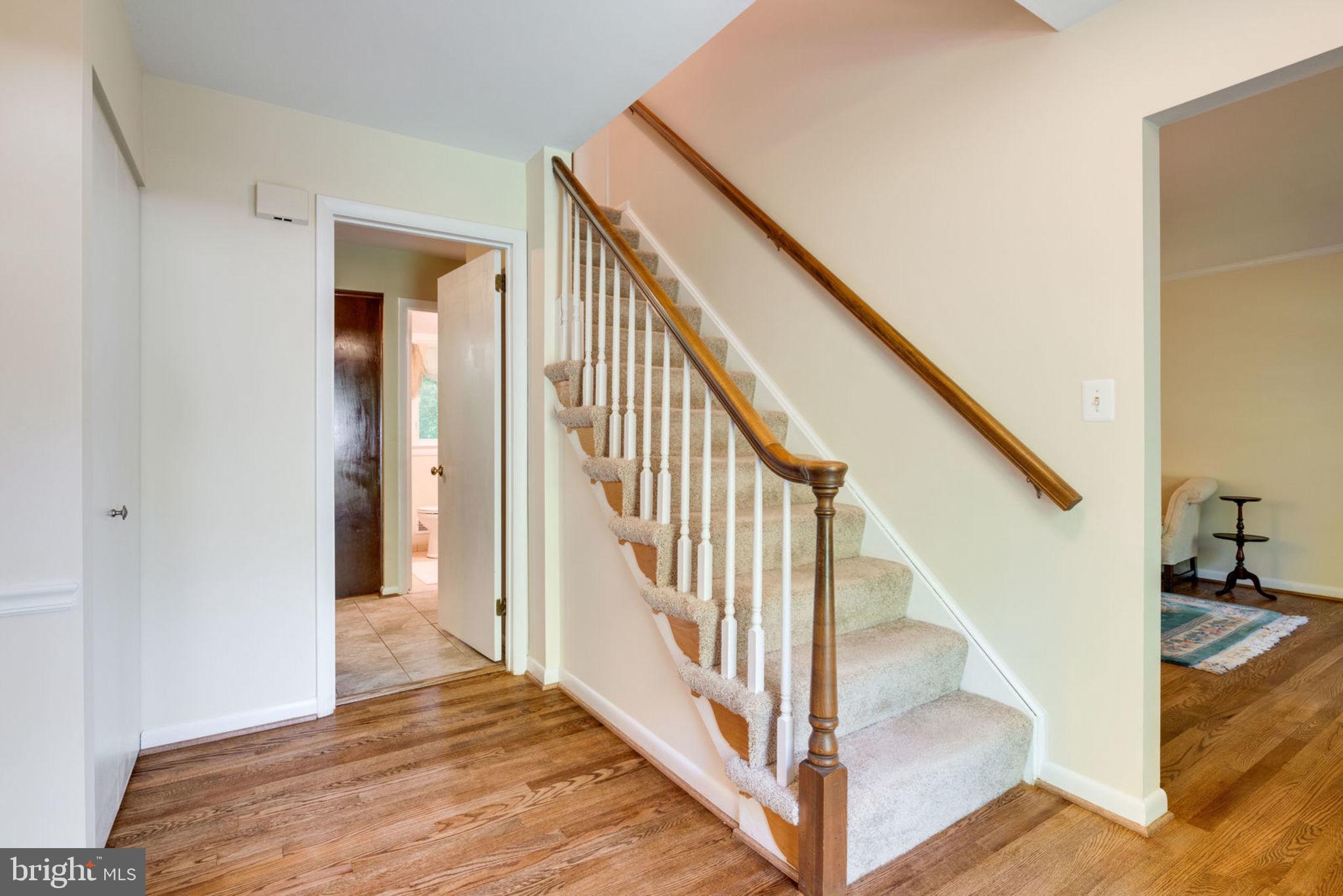 8504 Shadeway Place Springfield, VA 22153 - Photo 8 of 31 Newly Refinished Hardwoods and Newer Carpet