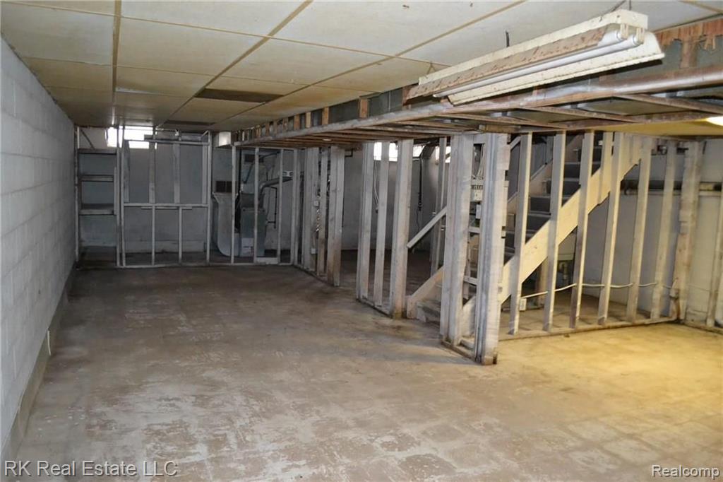 585 Lehigh Road Rochester Hills, MI 48307 - Photo 10 of 13