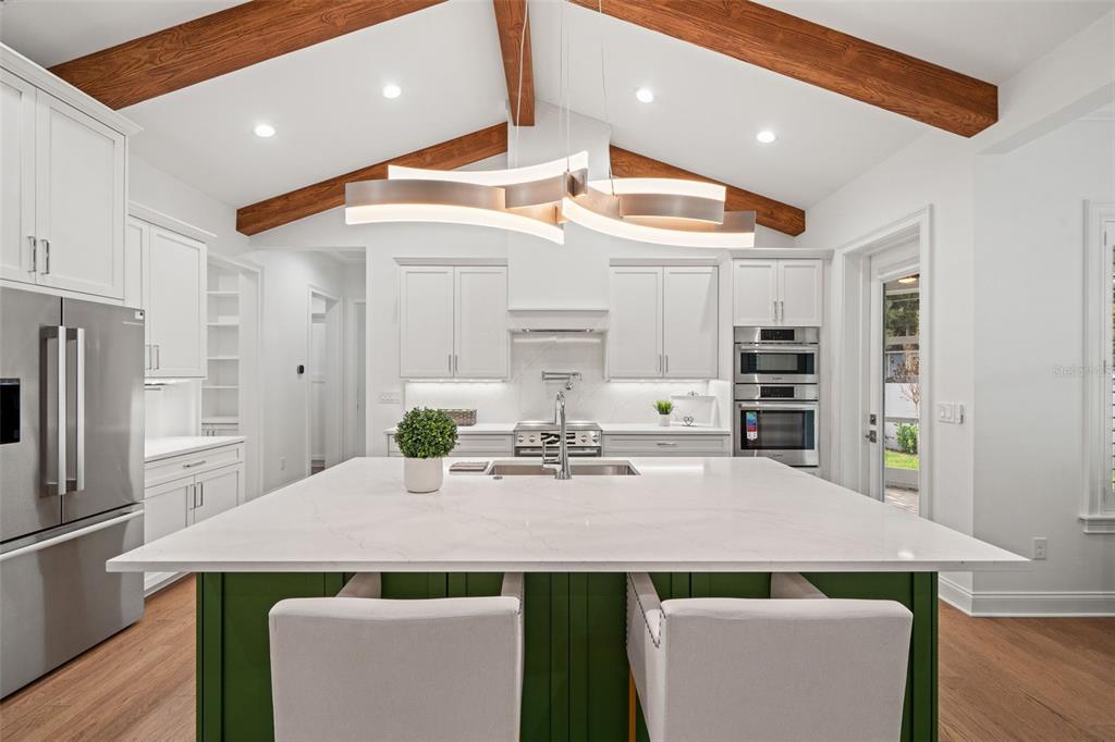 4202 West Woodmere Road Tampa, FL 33609 - Photo 24 of 62