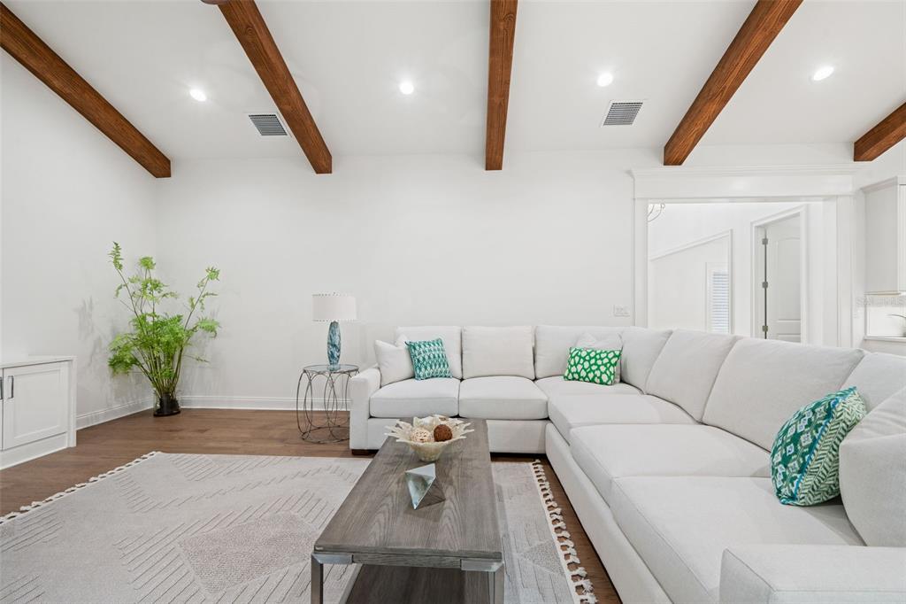 4202 West Woodmere Road Tampa, FL 33609 - Photo 29 of 62