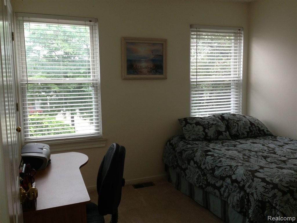 1443 Knightsbridge Road Canton, MI 48187 - Photo 16 of 19 BEDROOM2.JPG